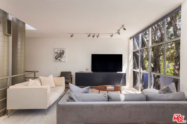 2433 28th Street B, Santa Monica, CA 90405
