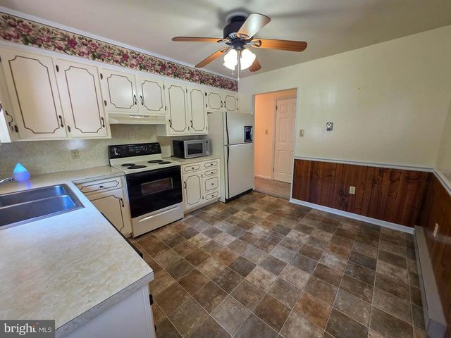 10984 OLD FORGE ROAD, Waynesboro, PA 17268