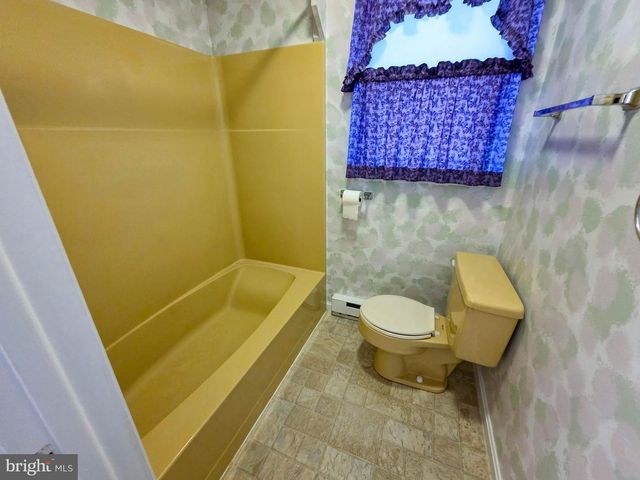 10984 OLD FORGE ROAD, Waynesboro, PA 17268