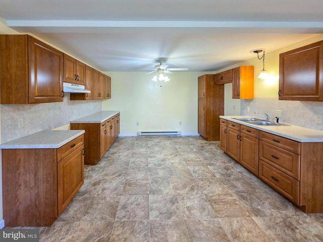 10984 OLD FORGE ROAD, Waynesboro, PA 17268