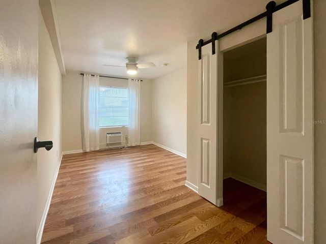 333 9TH AVENUE N B, St Petersburg, FL 33701