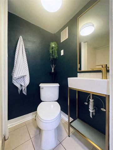 333 9TH AVENUE N B, St Petersburg, FL 33701