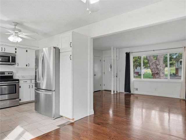9721 E 50th Street, Kansas City, MO 64133