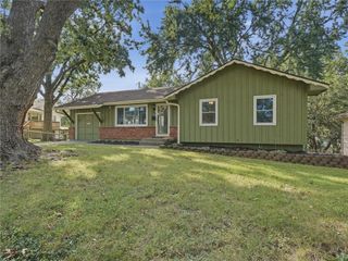 9721 E 50th Street, Kansas City, MO 64133