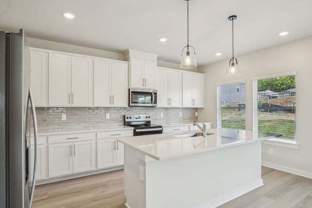 1086 Bluffton Cir, Clarksville, TN 37043