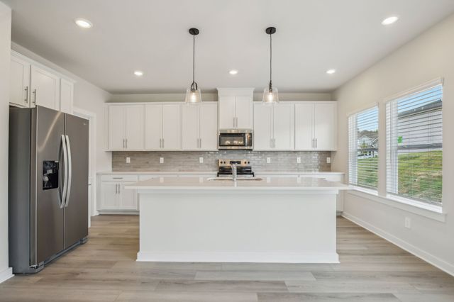 1086 Bluffton Cir, Clarksville, TN 37043