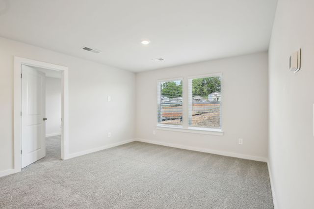 1086 Bluffton Cir, Clarksville, TN 37043