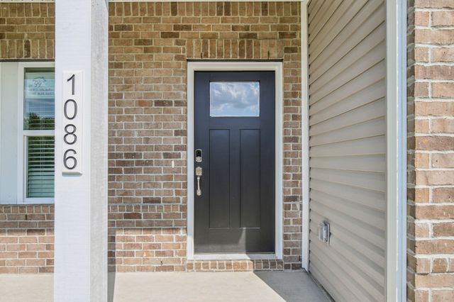 1086 Bluffton Cir, Clarksville, TN 37043
