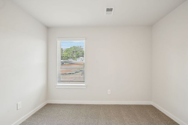 1086 Bluffton Cir, Clarksville, TN 37043