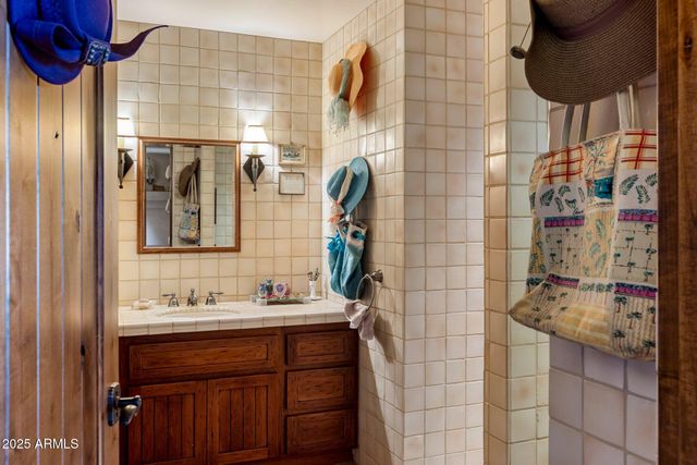 25002 N QUAIL HAVEN Drive, Rio Verde, AZ 85263