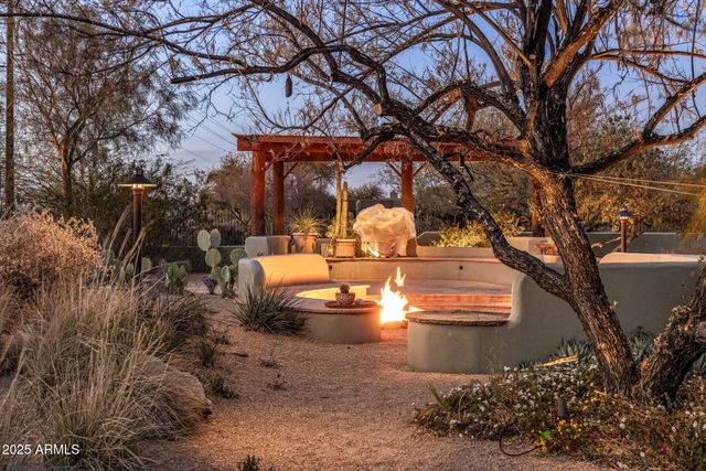 25002 N QUAIL HAVEN Drive, Rio Verde, AZ 85263