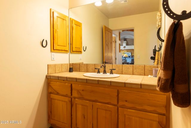 35665 S CABALLERO Drive, Wickenburg, AZ 85390