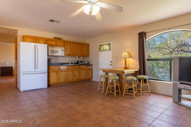 35665 S CABALLERO Drive, Wickenburg, AZ 85390