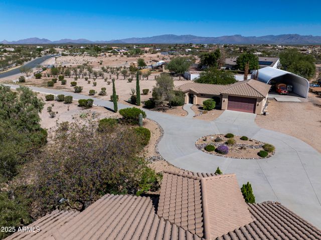 35665 S CABALLERO Drive, Wickenburg, AZ 85390