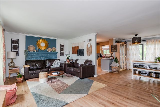 909 Larriwood Avenue, Kettering, OH 45429