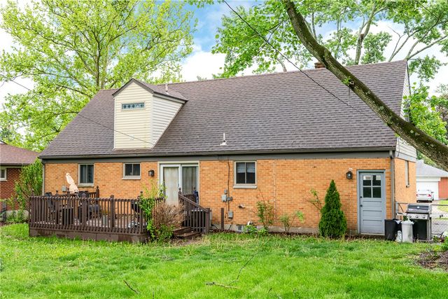 909 Larriwood Avenue, Kettering, OH 45429