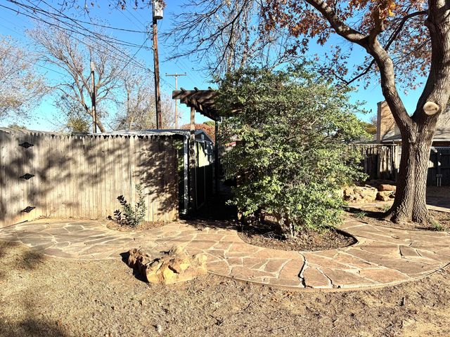 4932 63rd Street, Lubbock, TX 79414