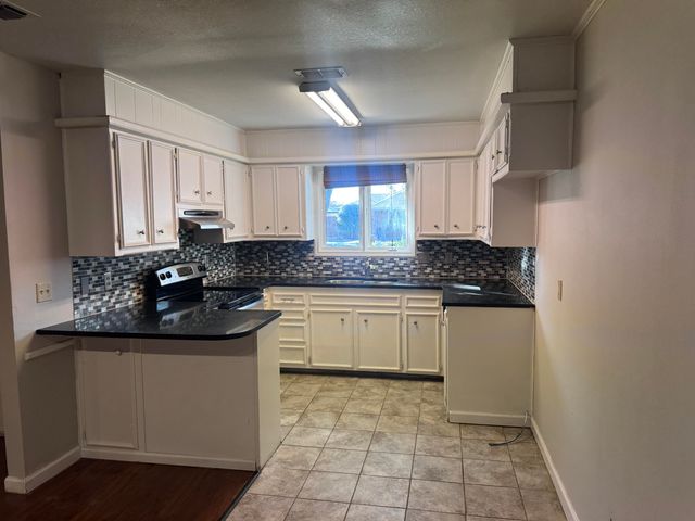 4932 63rd Street, Lubbock, TX 79414