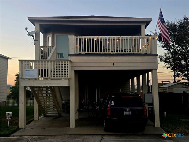 1 Alligator Head Lane, Port O'connor, TX 77982