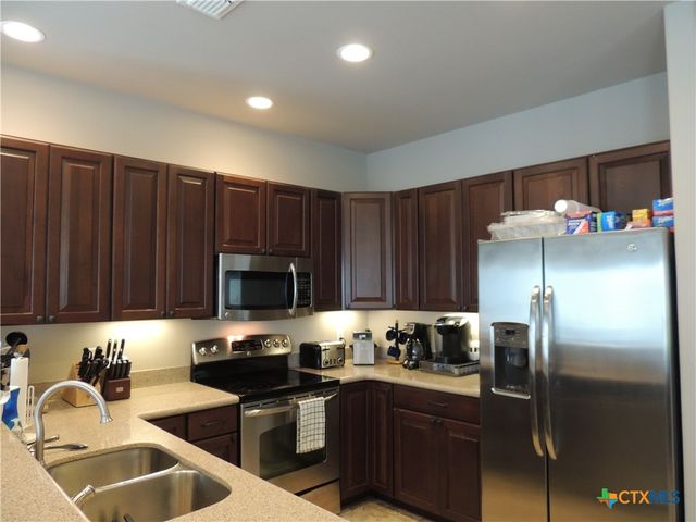 1 Alligator Head Lane, Port O'connor, TX 77982