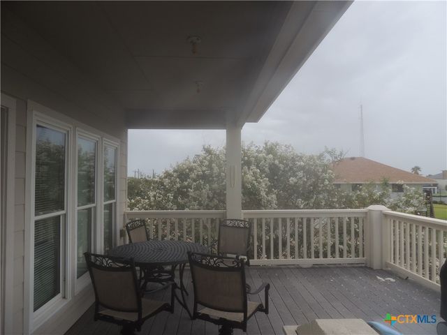 1 Alligator Head Lane, Port O'connor, TX 77982