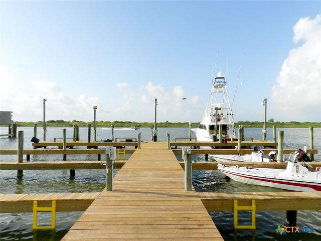 1 Alligator Head Lane, Port O'connor, TX 77982