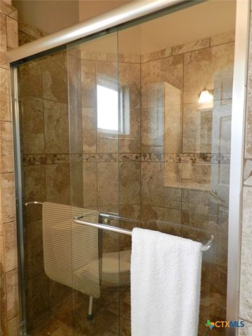 1 Alligator Head Lane, Port O'connor, TX 77982