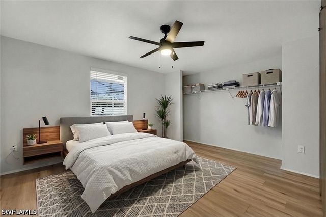 225 Pebble Beach CIR, Naples, FL 34113