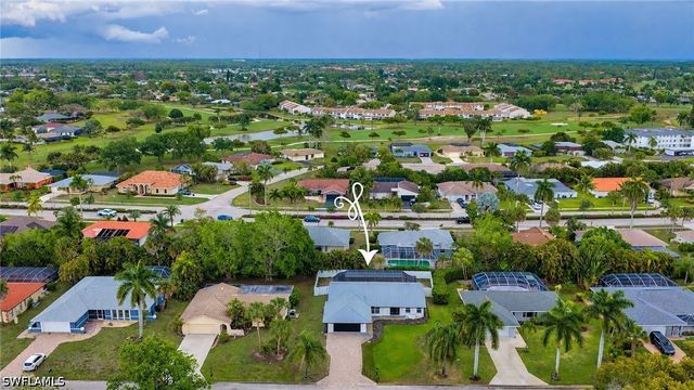 225 Pebble Beach CIR, Naples, FL 34113