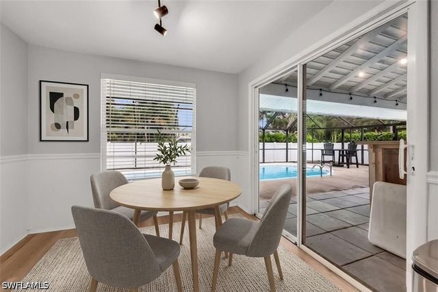 225 Pebble Beach CIR, Naples, FL 34113