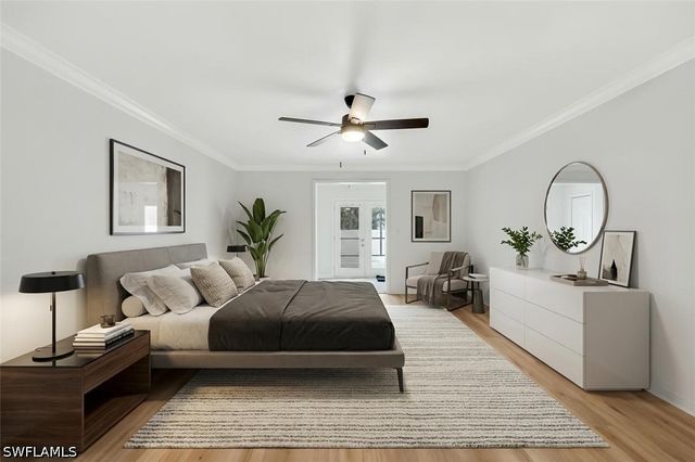 225 Pebble Beach CIR, Naples, FL 34113