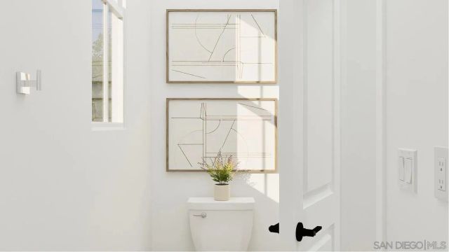 1036 East Main, El Cajon, CA 92021