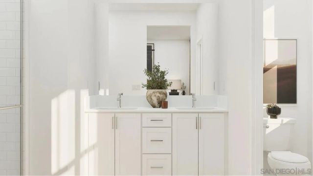 1036 East Main, El Cajon, CA 92021