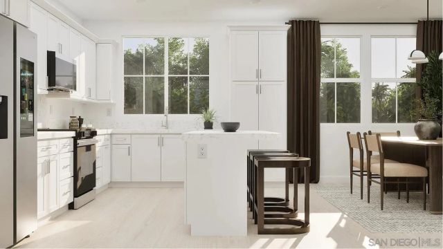 1036 East Main, El Cajon, CA 92021