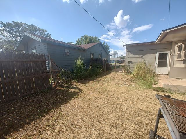2205 38th Street, Lubbock, TX 79412