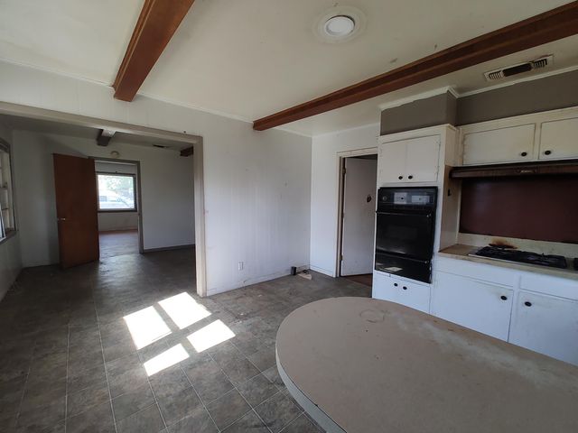 2205 38th Street, Lubbock, TX 79412