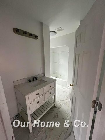 16230 CHEYENNE Street, Detroit, MI 48235