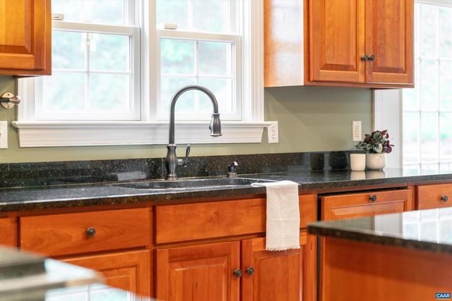 1450 MATTHEW MILL RD, Ruckersville, VA 22968