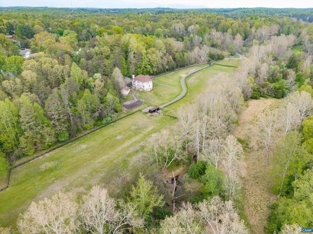 1450 MATTHEW MILL RD, Ruckersville, VA 22968
