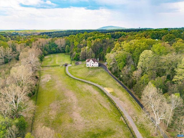 1450 MATTHEW MILL RD, Ruckersville, VA 22968