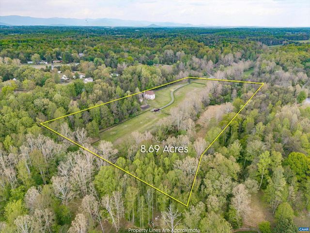 1450 MATTHEW MILL RD, Ruckersville, VA 22968