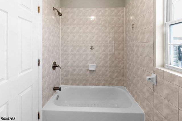 139 Inslee Pl, Elizabeth City, NJ 07206