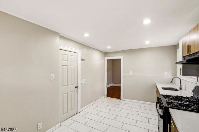 712 Sheridan Ave, Roselle Boro, NJ 07203