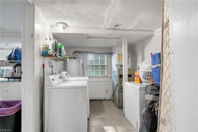 146 Frissell ST, Hampton, VA 23663