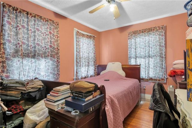 146 Frissell ST, Hampton, VA 23663