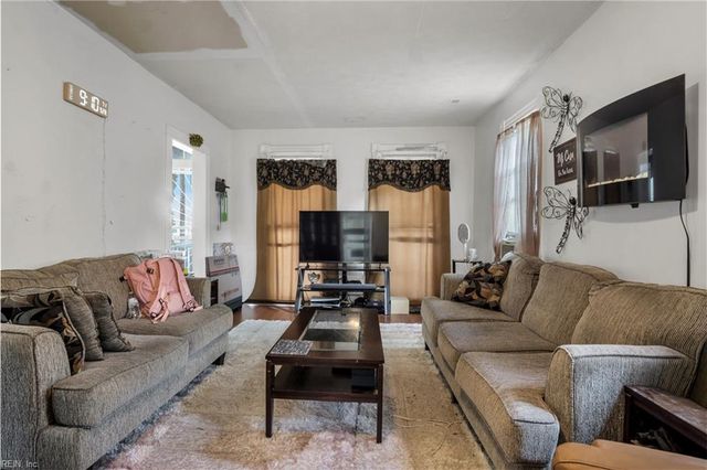 146 Frissell ST, Hampton, VA 23663