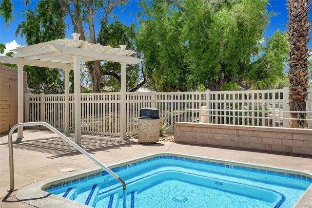 41931 Preston Trail, Palm Desert, CA 92211
