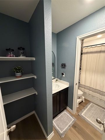 805 Martingale Drive, Nevada, TX 75173