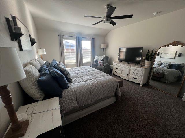805 Martingale Drive, Nevada, TX 75173