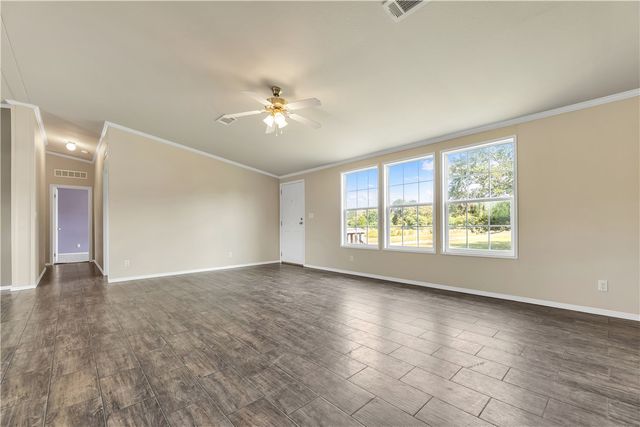 20667 FM 39, Iola, TX 77861